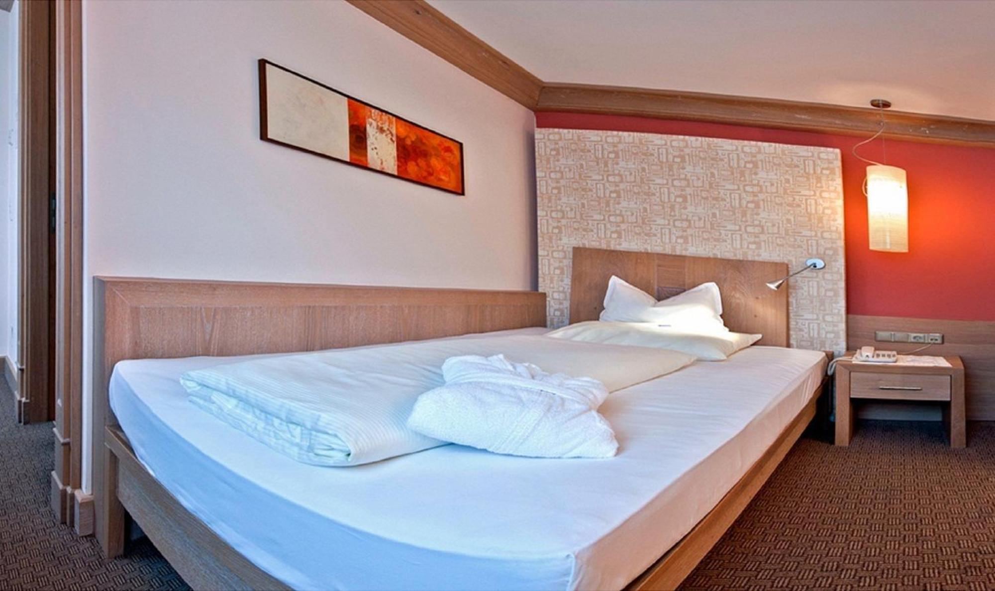 Wellnesshotel Schoenruh - Adults Only Seefeld in Tirol Habitación foto
